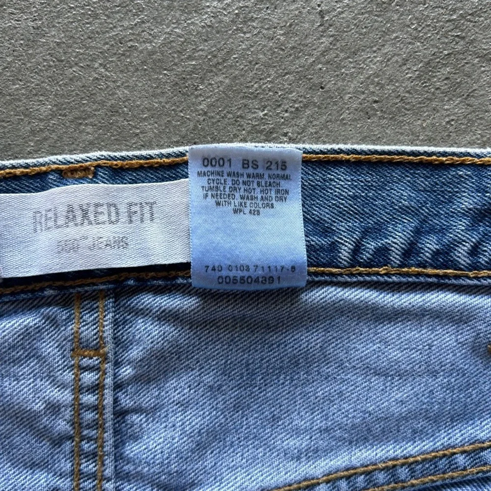 Vintage Levis 550 Jeans Size 38x30 Blue Light Wash Denim Relaxed Fit Straight